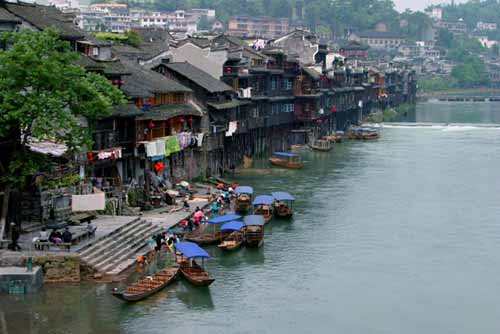 沈从文《常德的船》